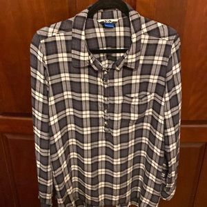 Womens Kavu brand plaid, button front shirt.